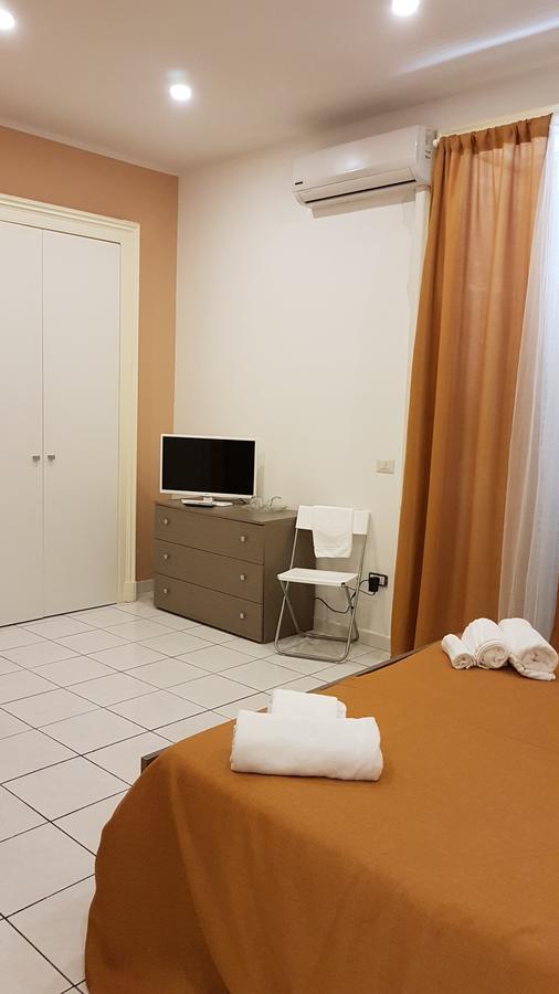 Sweet Night Rooms Наполи Екстериор снимка