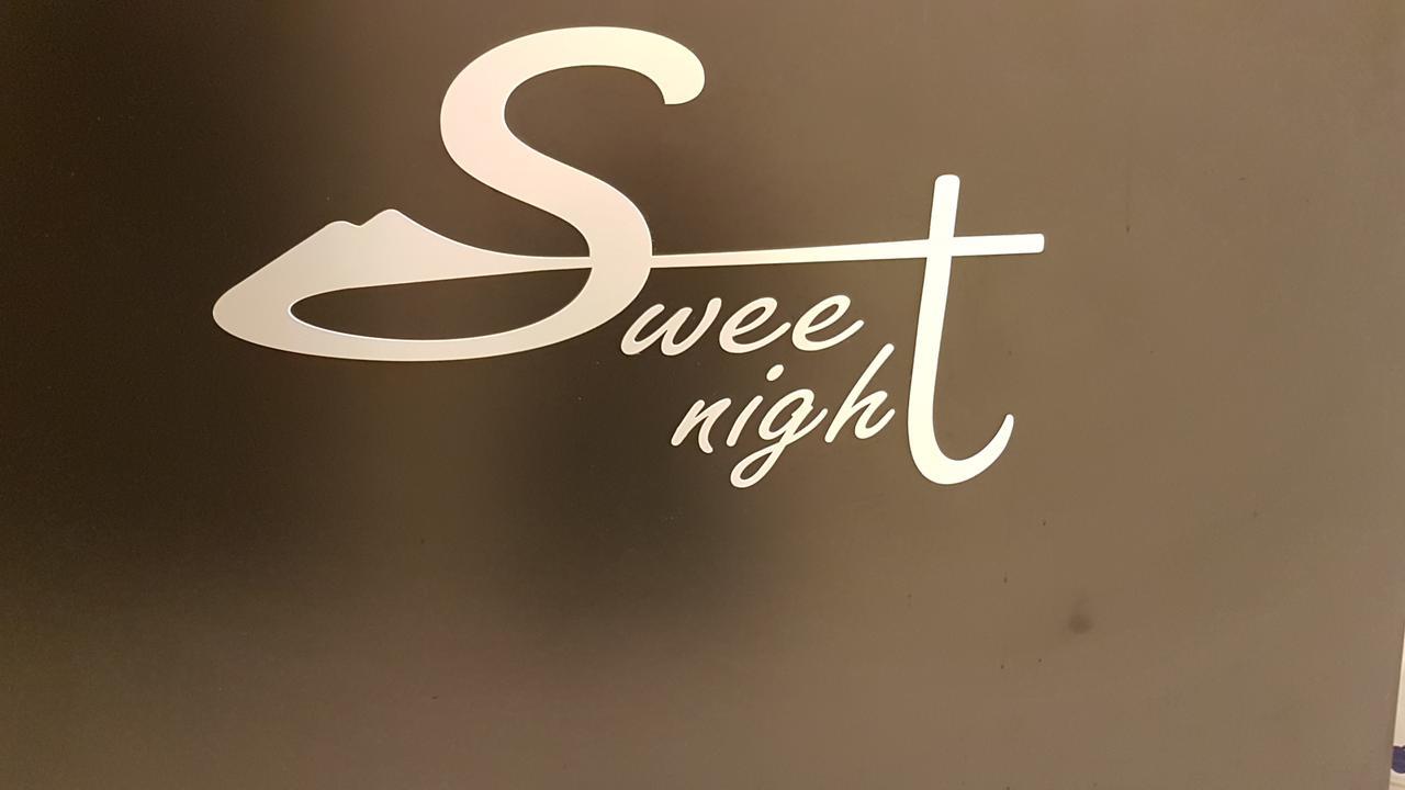 Sweet Night Rooms Наполи Екстериор снимка